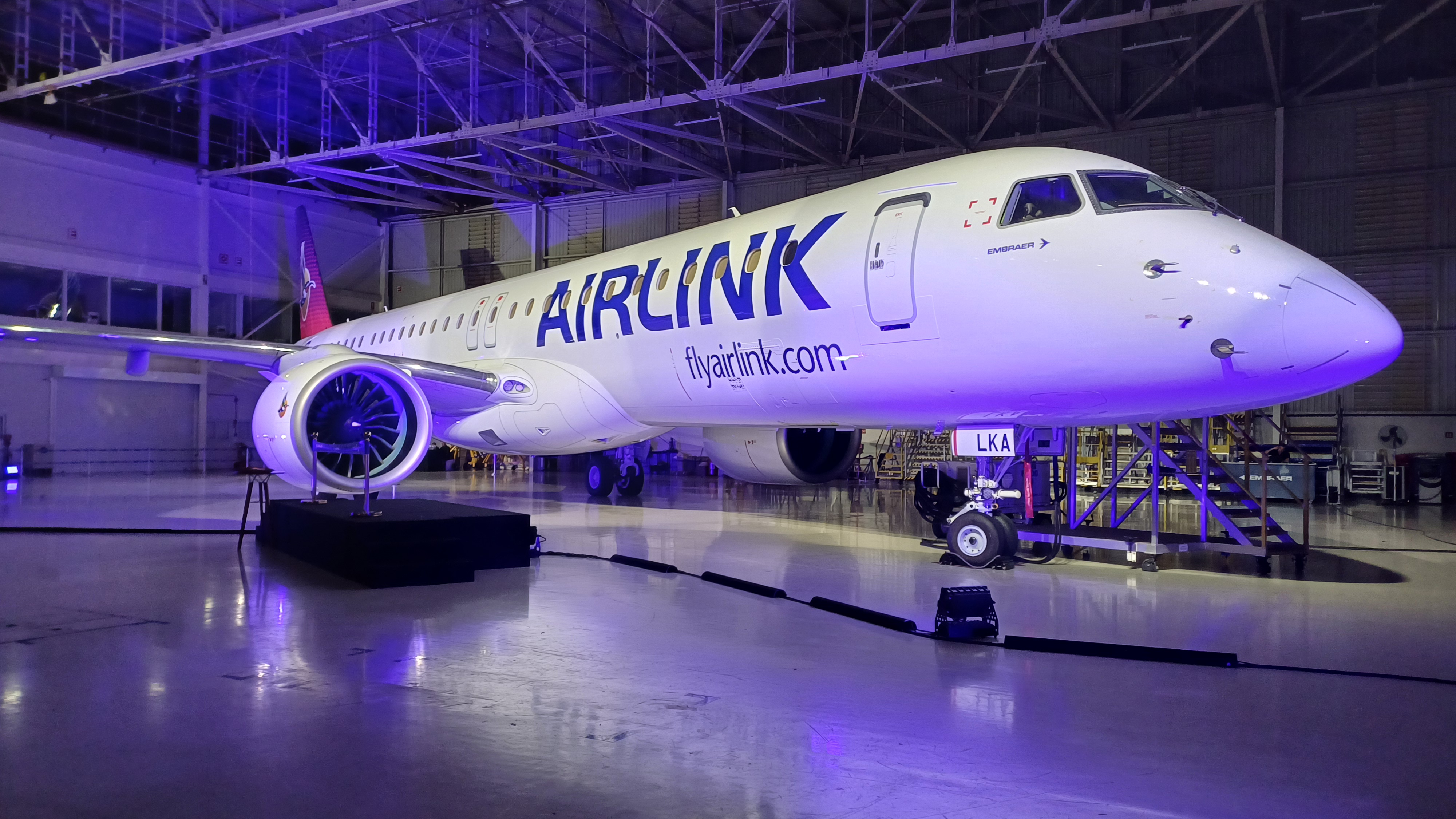 next-gen-biz-class-coming-on-airlink-s-e2s-travelnews